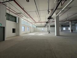 Toh Guan Road (D22), Factory #621560621
